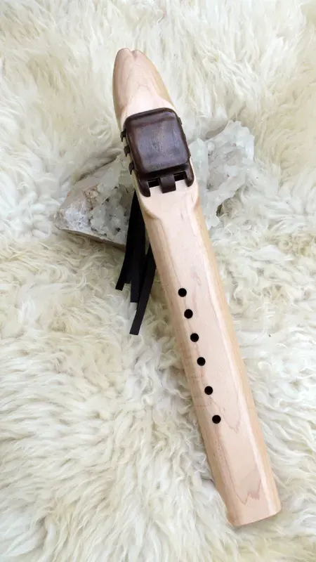 Native American Drone Flute - 7 Hole in the Key of G Maple and Walnut wood — product photo