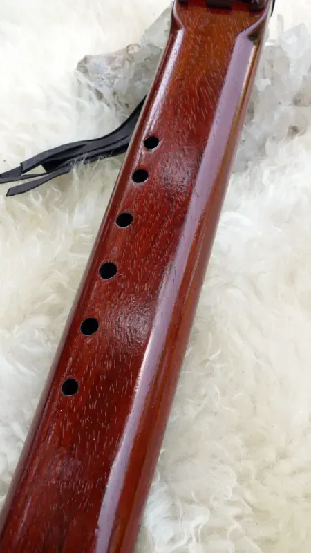 7 Hole Drone Flute in the Key of E of Padauk and Sapele woods — product photo