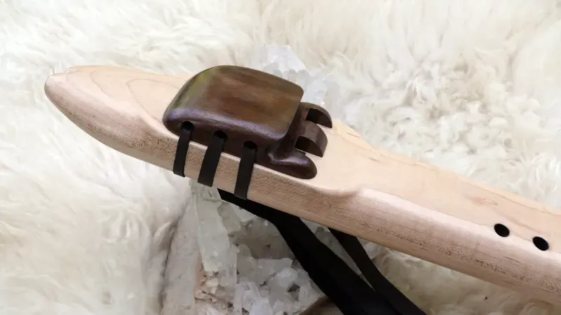 Native American Drone Flute - 7 Hole in the Key of G Maple and Walnut wood — product photo