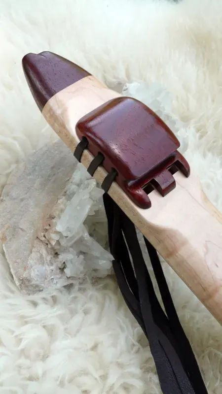 Native American Style Drone Flute 7 Hole Key of G — product photo