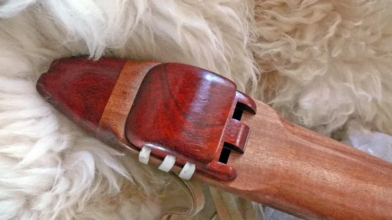 Sapele wood Drone flute with Padauk accents in the Key of E — product photo