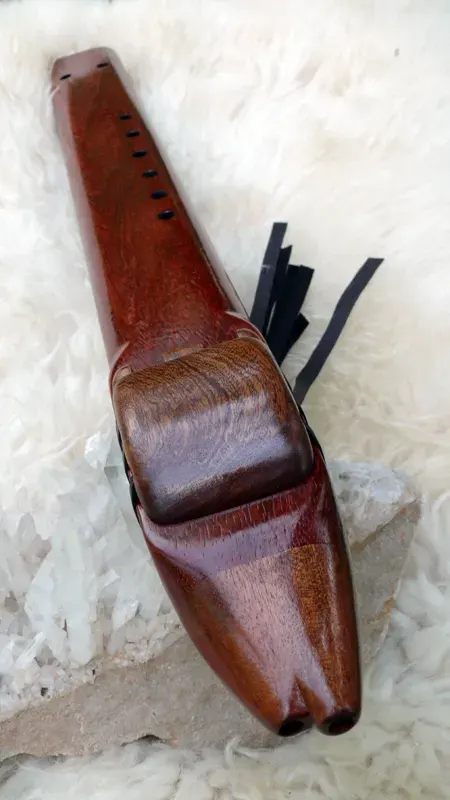 7 Hole Drone Flute in the Key of E of Padauk and Sapele wood — product photo