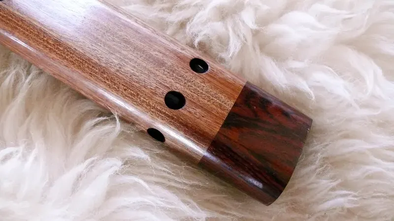 Native American Style Sapele Drone Flute in the Key of E with Cocobolo accents and Carved Feather — product photo