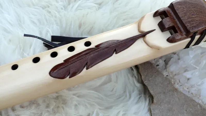 Native American Style Drone Flute 7 Hole in the Key of G — product photo