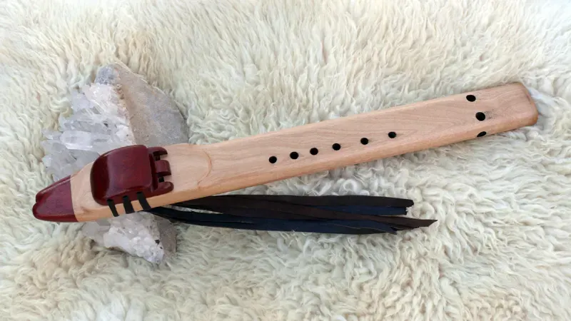 Native American Style Drone Flute 7 Hole Key of F sharp — product photo