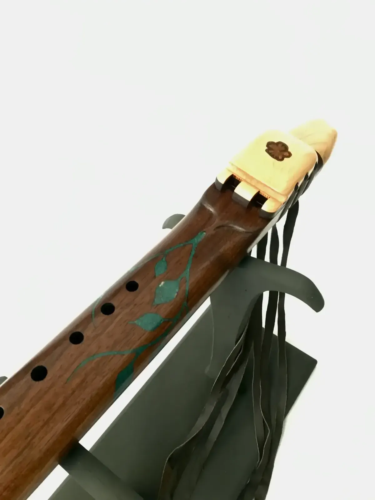 Native American Style Drone Flute – Key of E – Walnut & Maple – Chrysocolla Stone & Ayahuasca Inlay — product photo