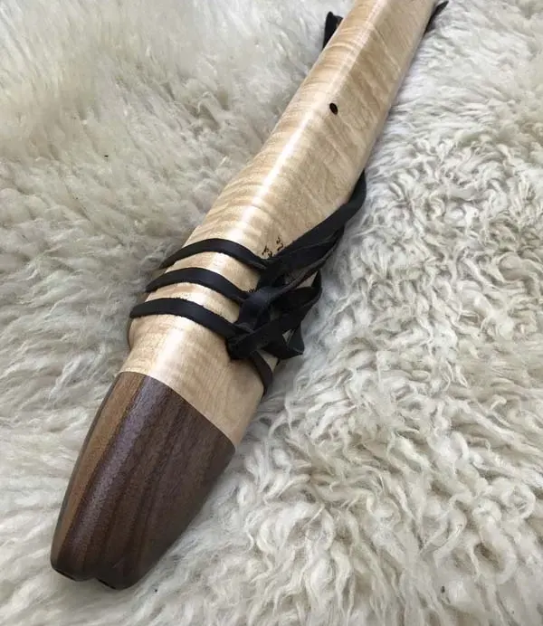 Native American Style Drone Flute - 7 Hole in the Key of E of Maple and Walnut — product photo