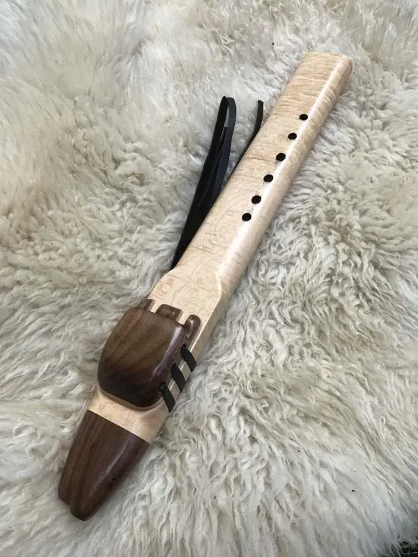 Native American Style Drone Flute - 7 Hole in the Key of E of Maple and Walnut — product photo