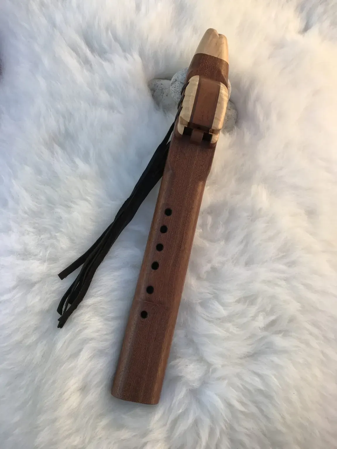 Native American Style Drone Flute - 7 Hole Extended Scale Key of G of Sapele and Maple wood — product photo